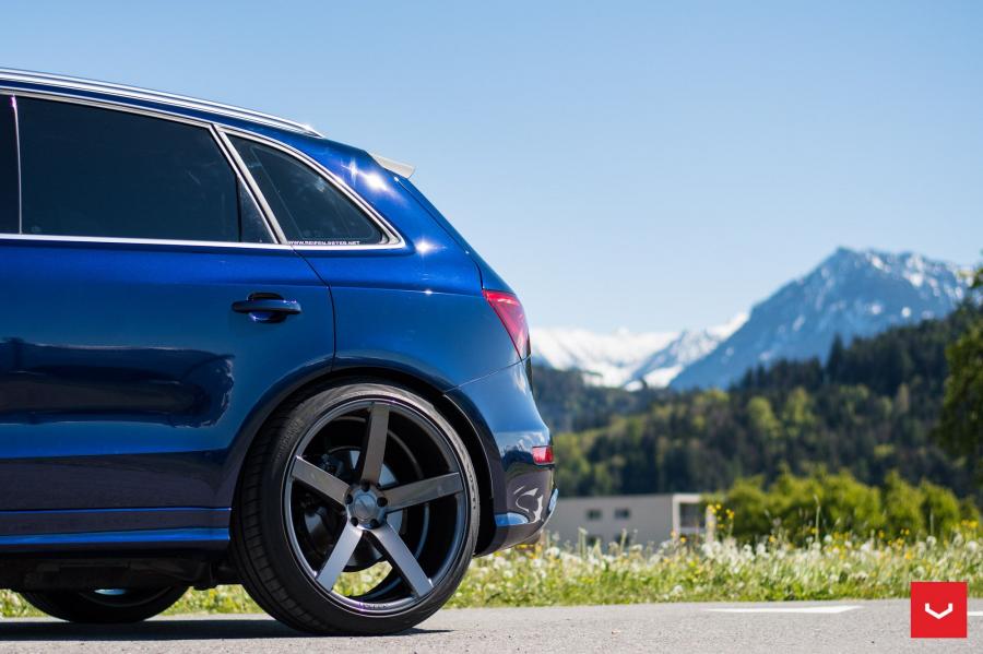 Детали экстерьера Audi SQ5 on Vossen Wheels (CV3R) 2017 года  (фото 26 из 33)